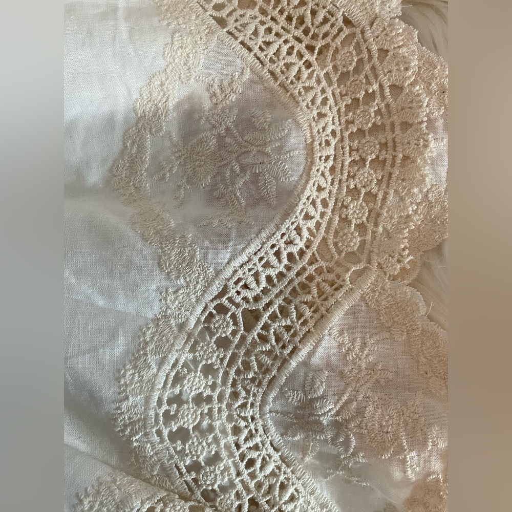 Women's White Lace Trim Shorts